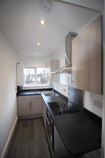 2 bedroom flat to rent, Park Place, Alloa, FK10