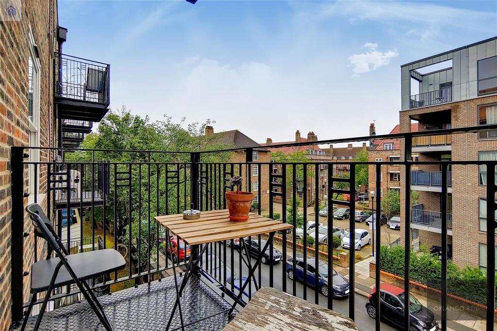 3 Balcony-1.jpg