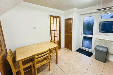 3 bedroom terraced house for sale, Keenan Drive, Warwickshire CV12