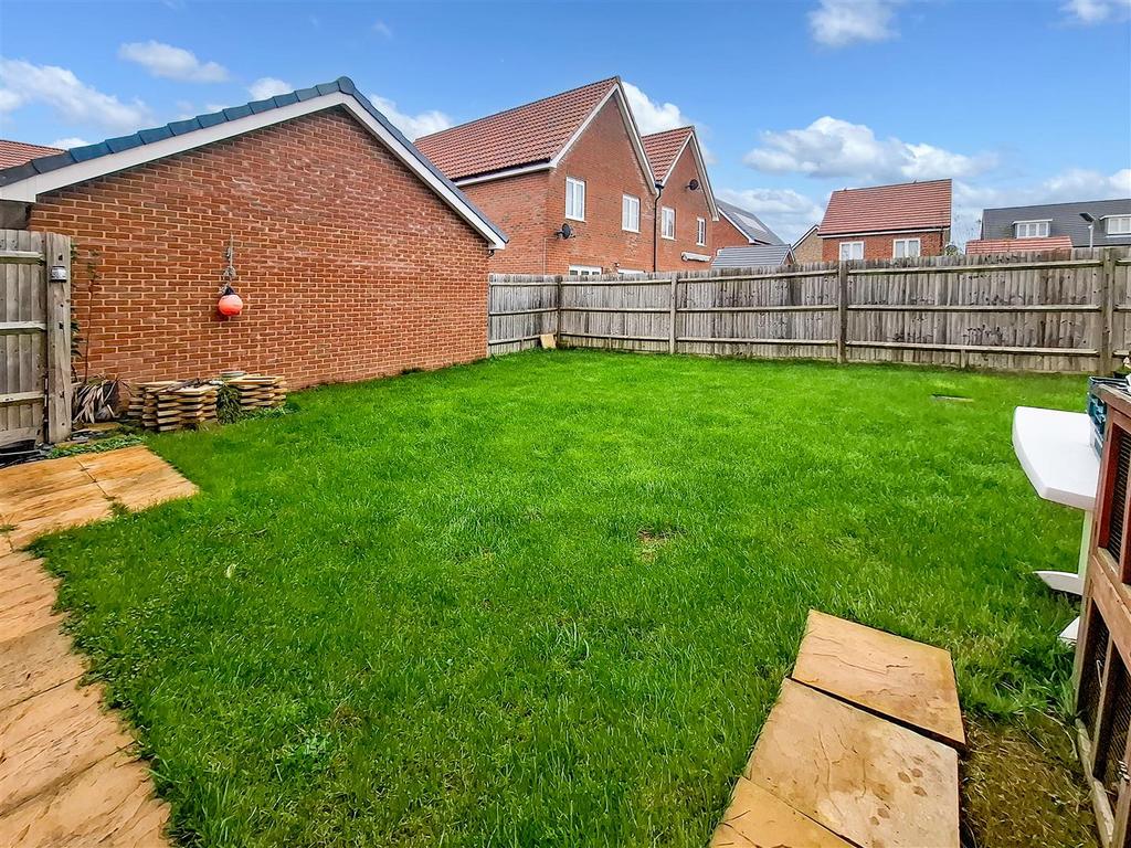 Garden 3.jpg