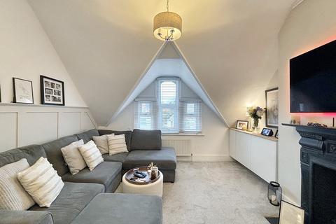 2 bedroom flat for sale, Wickham Avenue, Bexhill-on-Sea, TN39