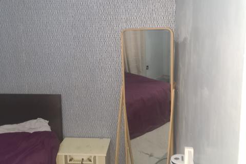 undefined, Dandelion Close, Rush Green RM7