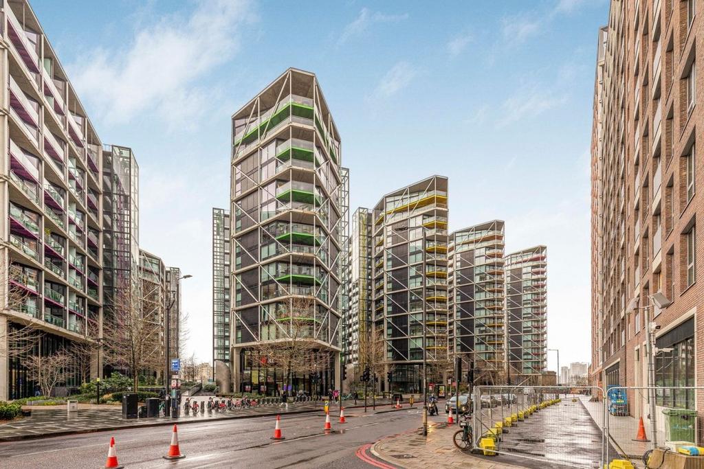 181  3 Riverlight Qu