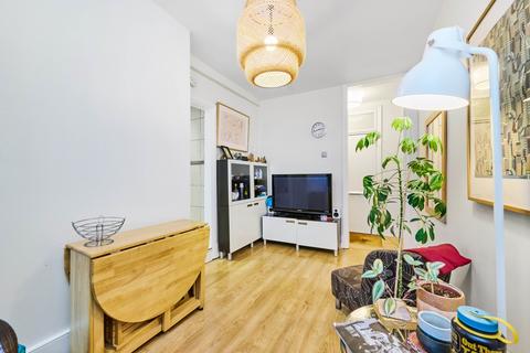 1 bedroom flat to rent, Hunter Street, London, WC1N