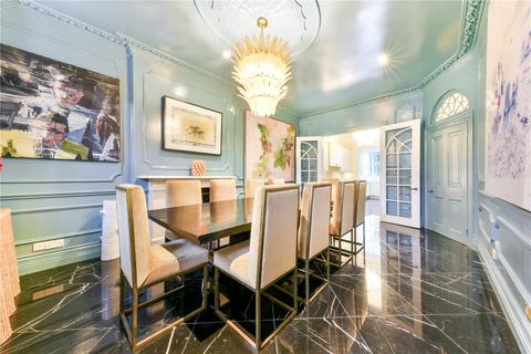 undefined, Connaught Square, Hyde Park, W2