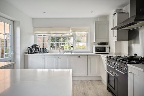 3 bedroom detached house for sale, Woodside Avenue, Flackwell Heath, High Wycombe, Buckinghamshire, HP10