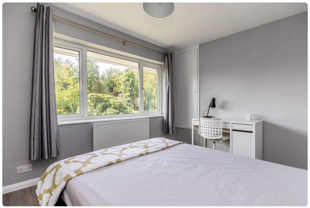 Bedroom.jpg