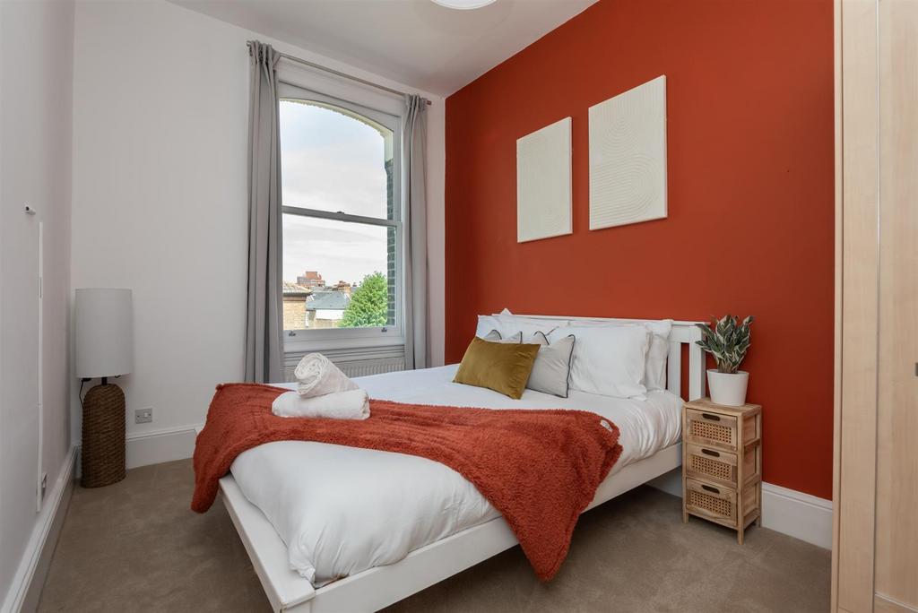 15- Rattray Rd Brixton SW2.jpg