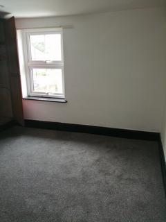 undefined, New Heston Road, Hounslow TW5