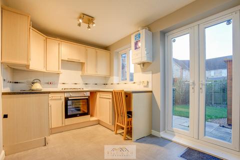 2 bedroom semi-detached house to rent, Kensington Close, Sheffield S25