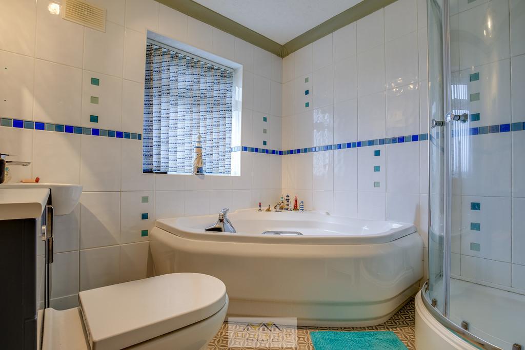 Bathroom 1.1