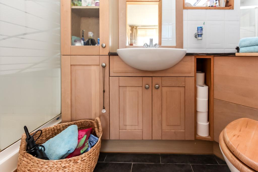 Ensuite Shower Room