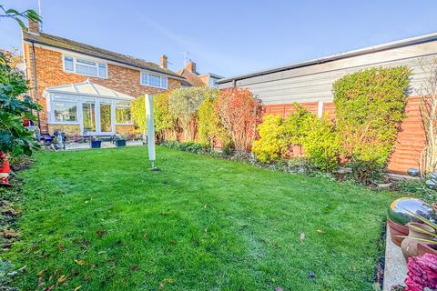 undefined, Plumberow Avenue, Hockley