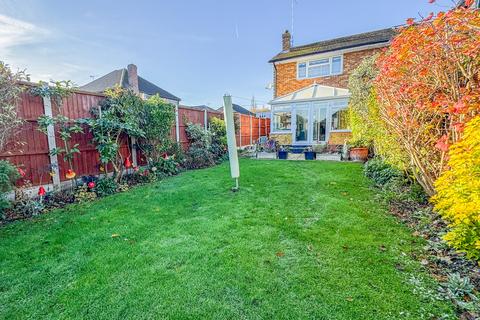 undefined, Plumberow Avenue, Hockley