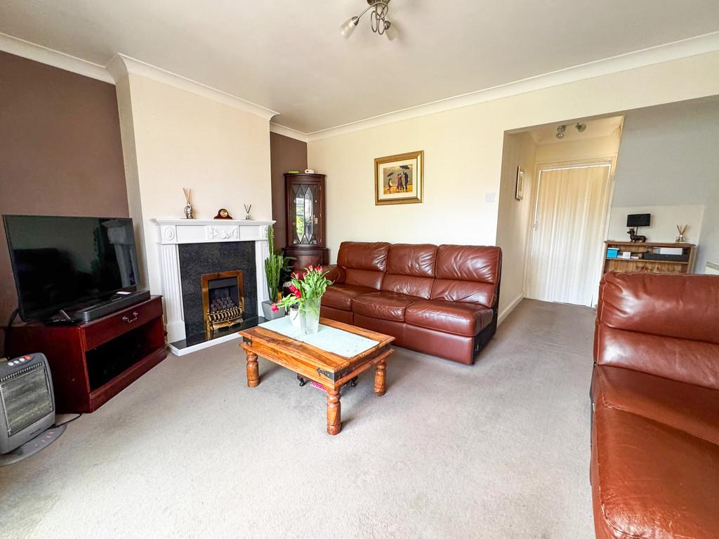 Lounge 2