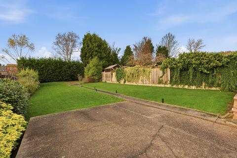 3 bedroom semi-detached house for sale, Saville Road, Rotherham, S60