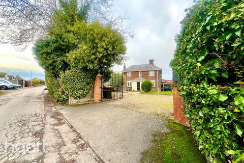 undefined, Drury Lane, Dunstable