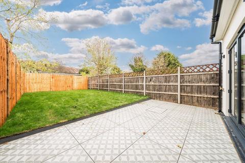 undefined, Caithness Road, Mitcham CR4