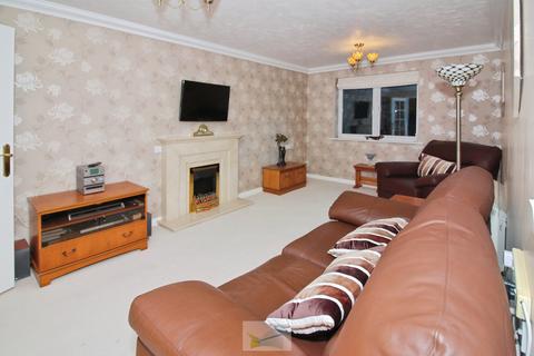 1 bedroom apartment for sale, Highcliffe