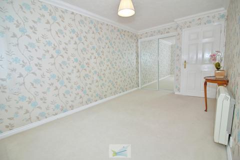undefined, Highcliffe