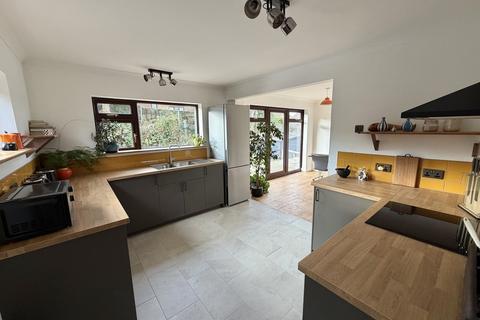 4 bedroom detached house for sale, Newtown, Westbury