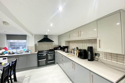 1 bedroom in a house share to rent, De Lacy Mount (room 5), West Yorkshire LS5