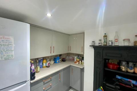 1 bedroom in a house share to rent, De Lacy Mount (room 5), West Yorkshire LS5