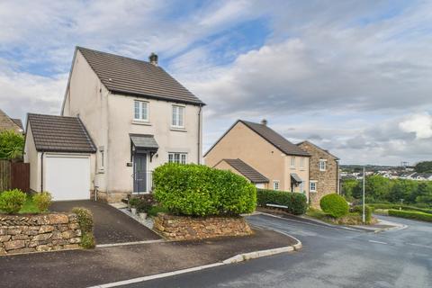 3 bedroom detached house to rent, Grassmere Way, Saltash PL12