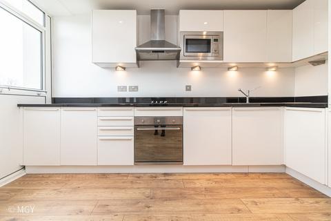 2 bedroom apartment to rent, Woodlands, Sully CF64