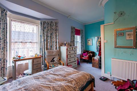 3 bedroom terraced house to rent, Fulford Road, York YO10