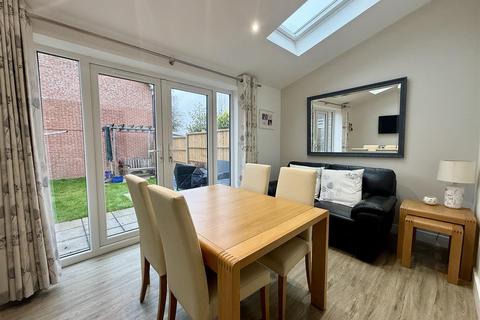 3 bedroom semi-detached house for sale, Lower Canes, Yateley GU46