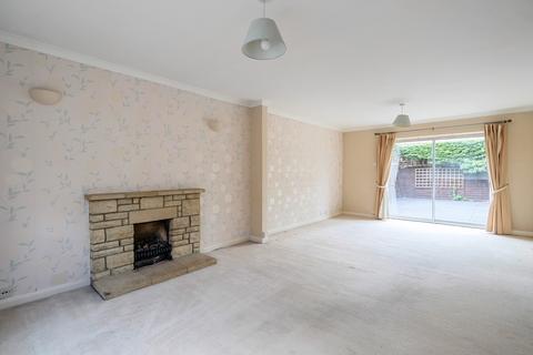 undefined, Unwin Road, Gloucestershire GL51