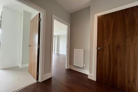 1 bedroom apartment to rent, Silvocea Way, London E14