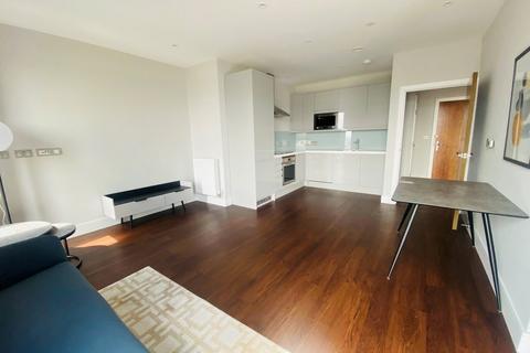 1 bedroom apartment to rent, Silvocea Way, London E14