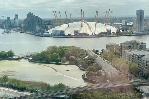 1 bedroom apartment to rent, Silvocea Way, London E14