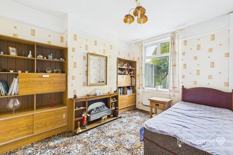 3 bedroom semi-detached house for sale, Swannington Street, Burton-on-Trent