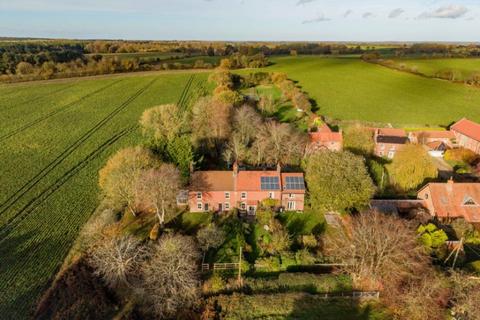 3 bedroom terraced house for sale, St. Giles Road, Swanton Novers