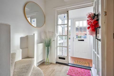 undefined, Westacre Crescent, Wolverhampton WV3