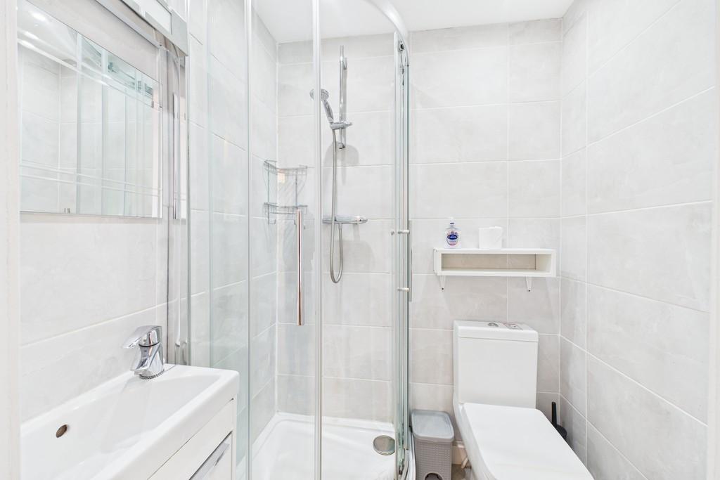 En Suite Shower Room