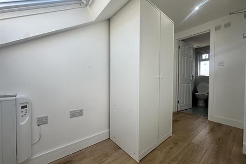 undefined, Belgrave Road, Slough