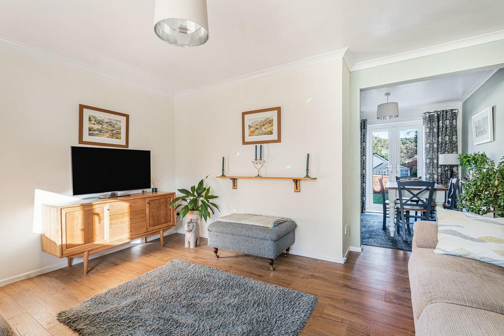 Living room (2)