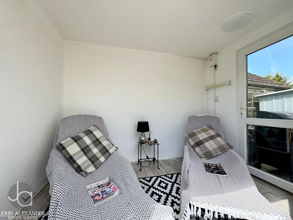 9761f494-25cf-4fb8-bafb-bacc418c1f96