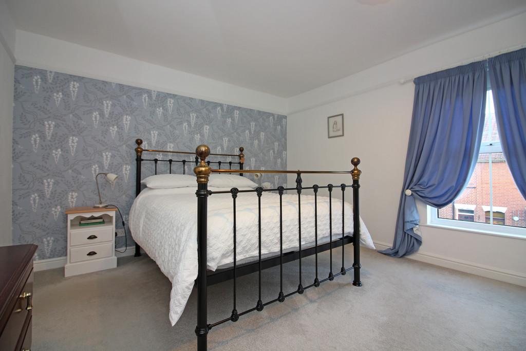 Bed1