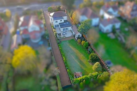 4 bedroom detached house for sale, Bawtry Road, Doncaster DN4