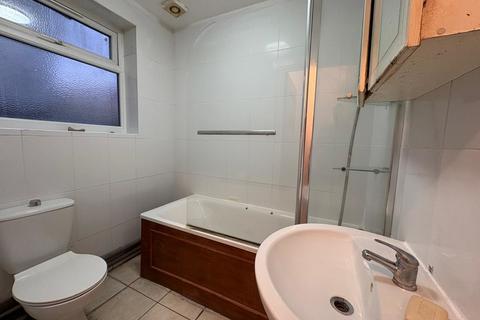 6 bedroom semi-detached house to rent, Shakespeare Avenue, Southampton