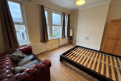 undefined, Glenwood Road, London N15