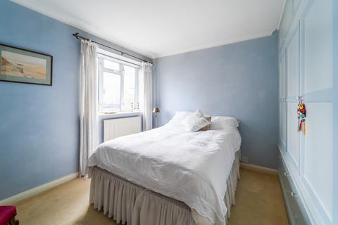 2 bedroom apartment for sale, Newington Green Road, Islington, N1