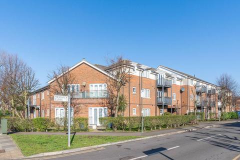Hemlock Close, Norbury, London, SW16