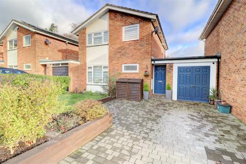 undefined, Clementi Avenue, High Wycombe HP15