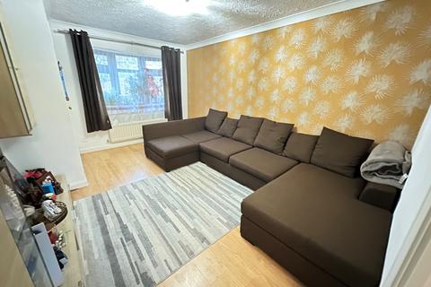 undefined, Bowbrookvale, Luton, Bedfordshire, LU2 8SY